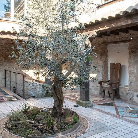 La Cour De L'Olivier Apartment Chalabre Екстериор снимка